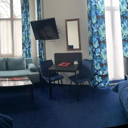 Hotel Bella