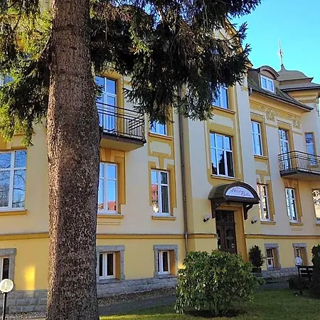 Hotel Bella